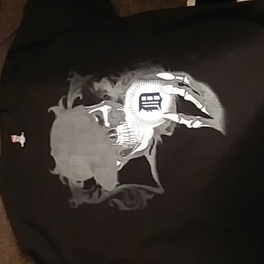 Detroit tee